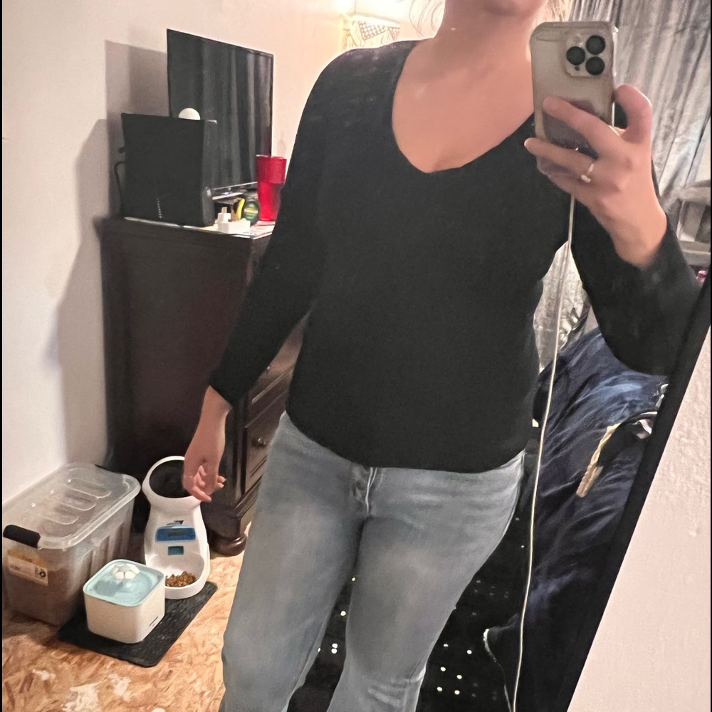 Sweater - Picture 3 of 3